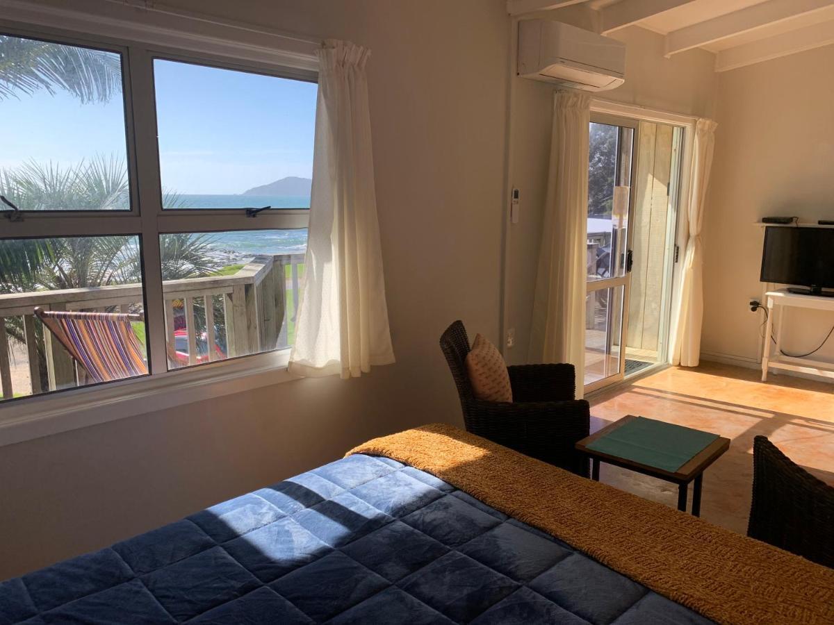 Driftwood Lodge Beachfront, Cable Bay, Northland Coopers Beach Esterno foto