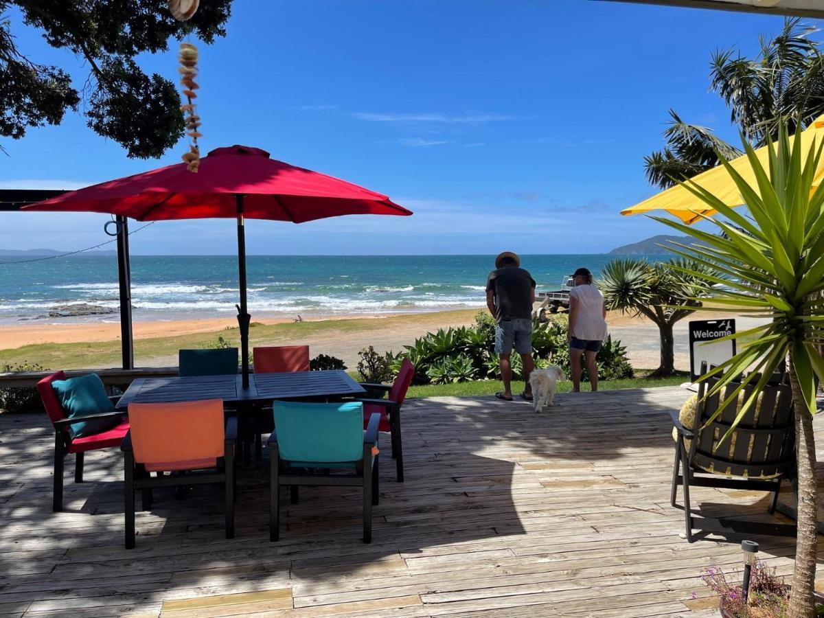 Driftwood Lodge Beachfront, Cable Bay, Northland Coopers Beach Esterno foto