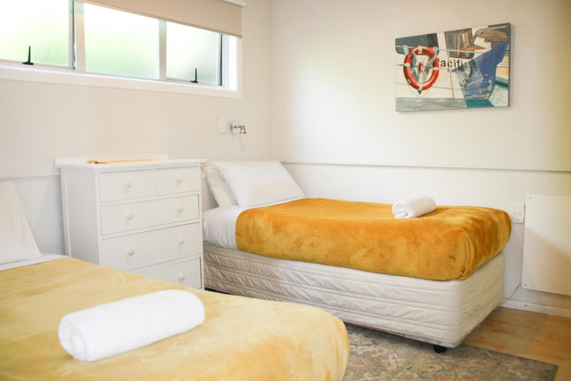 Driftwood Lodge Beachfront, Cable Bay, Northland Coopers Beach Esterno foto