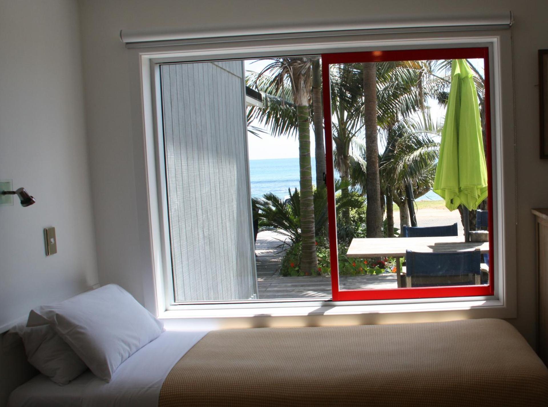 Driftwood Lodge Beachfront, Cable Bay, Northland Coopers Beach Esterno foto