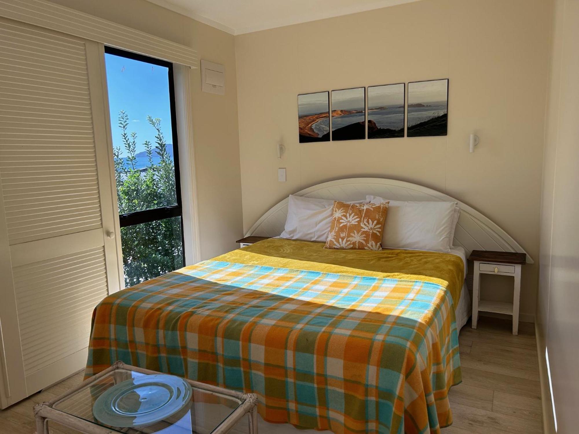 Driftwood Lodge Beachfront, Cable Bay, Northland Coopers Beach Esterno foto